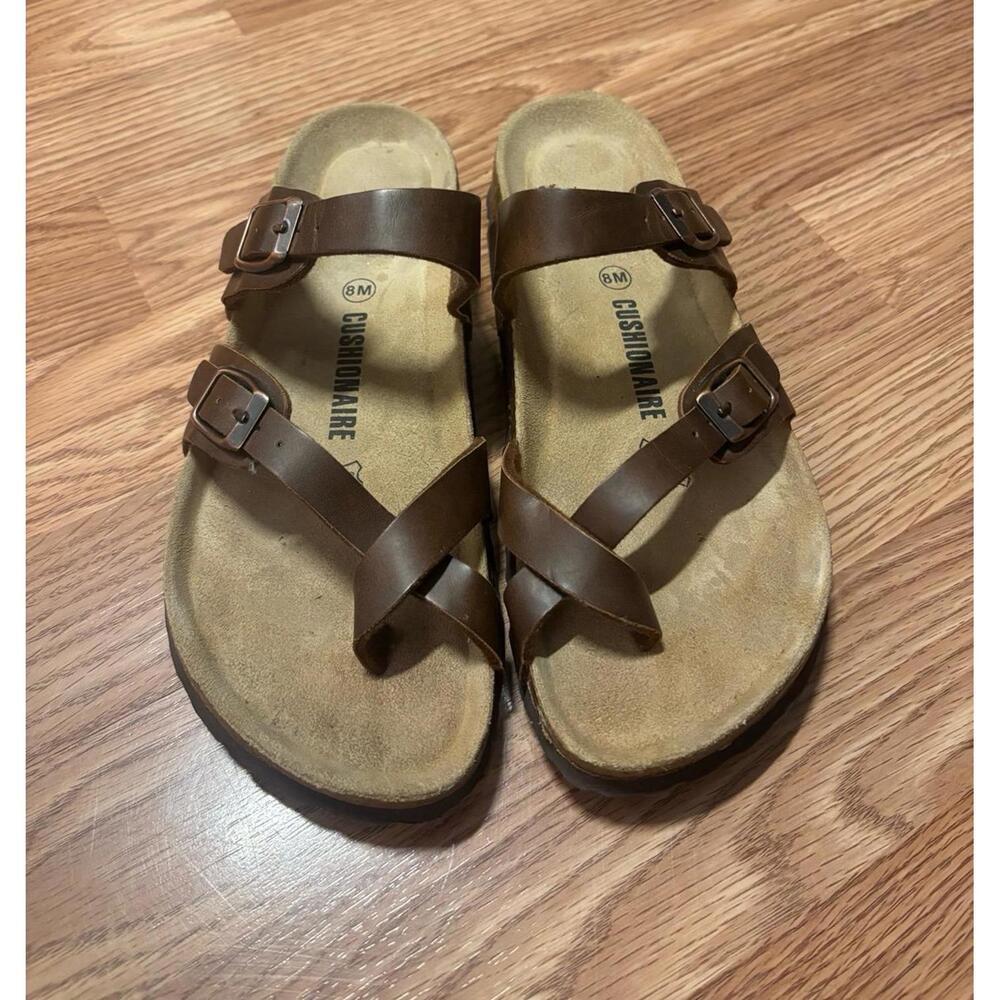 Cushionaire Luna Crossover Toe Strap Sandals Women’s Size 8M